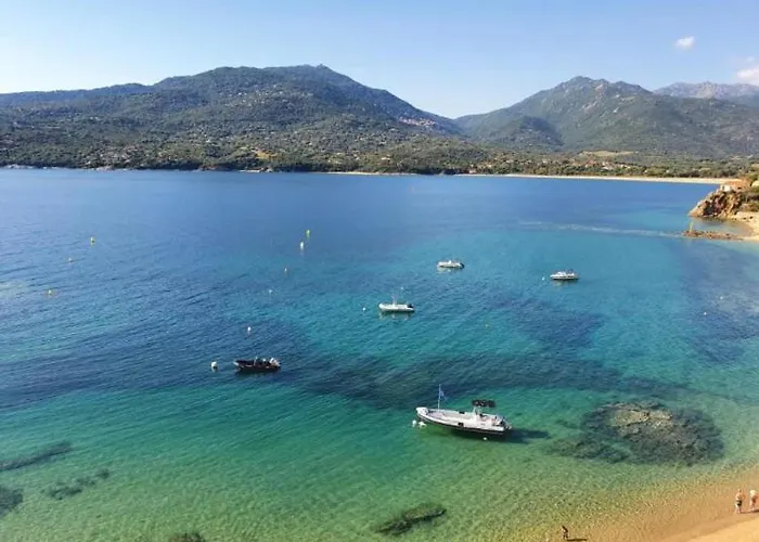 Pieds Dans L Eau Propriano (Corsica)